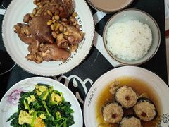 -天鹅到家·保姆月嫂育儿嫂(总店)
