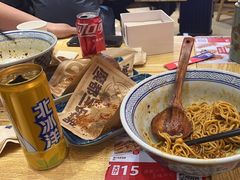 -魔都三兄弟酸辣粉·蘸卤炸串(虹桥万科店)