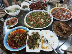 -聚八方土菜馆(余松路店)