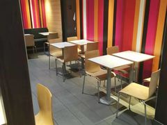大堂-麦当劳(洪山商场店)