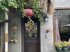 -小草屋轰趴馆别墅派对新场团建家庭聚会