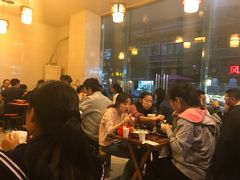 等位区-十吉老砂锅(天生丽街生活馆店)