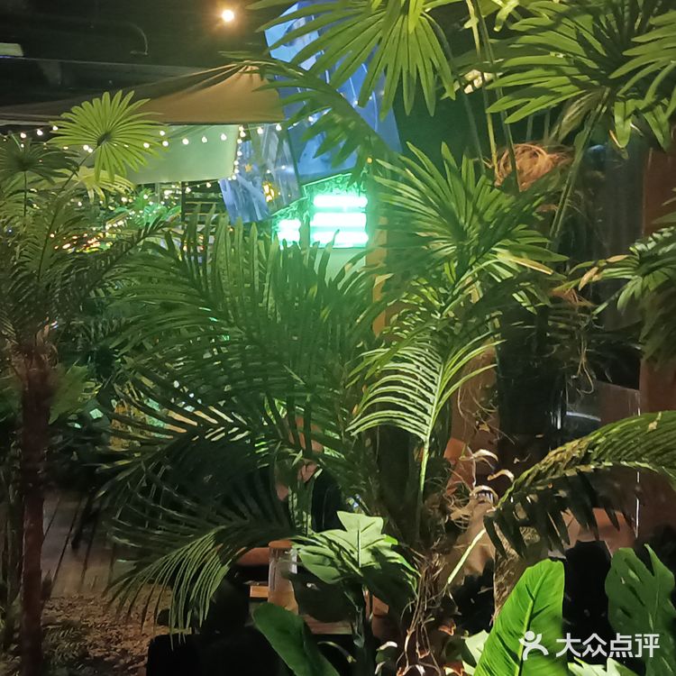 露营风的餐酒吧休闲放松好去处