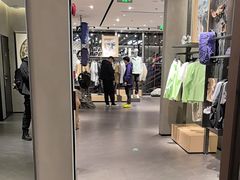 -ARC'TERYX始祖鸟(北京王府中环店)