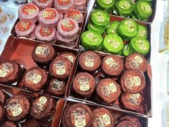 -沃尔玛(前山店)