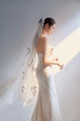 -樱花婚纱摄影