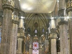 -文艺复兴百货(米兰大教堂广场店)