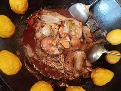 白菜-王老六铁锅炖鱼(华阳路店)