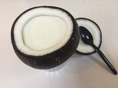 -志龙皇冠吃货椰子铺
