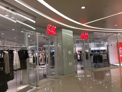 -H&M(华润万象城店)
