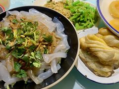 -鱼窝棚柴火铁锅炖(富山屯店)