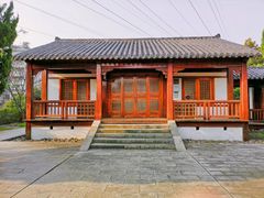 -浙江越秀外国语学院