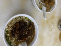 牛腩拼猪肠面-海幢瑞芳饮食店