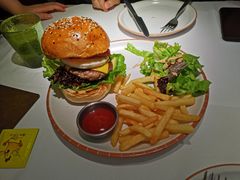 -阿妮叶李(光谷世界城店)