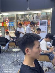 -藤野造型专业烫染接发