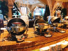 自助取餐区-武汉光谷金盾大酒店-派瑞阁西餐厅