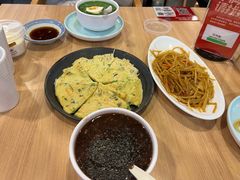 -宏状元现熬粥·京味菜(黄寺大街店)