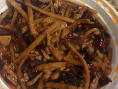 -鑫小城故事·砂锅·排骨藕汤(兴业路店)