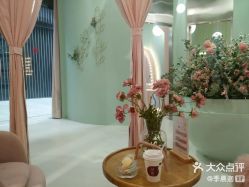 -好看加白色房子