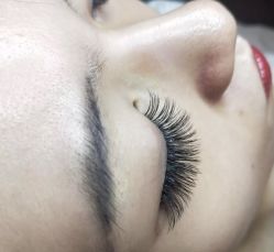-七月美睫 美甲