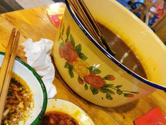 -拈签一笑黄牛肉辣卤串串