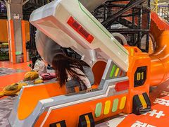 -嗨翻Hi-Fun竞技主题乐园·蹦床亲子生日轰趴(国光1937店)