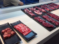 -牛里牛气· 榴莲海鲜鲜牛肉自助火锅·烤肉(横岗店)