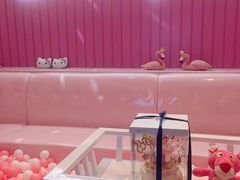 -范特西FANTASY量贩式KTV(民主广场店)