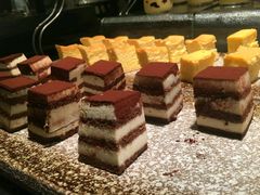 -岷山饭店-芝芝自助餐厅