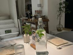 -春树下·树屋花房西餐厅(罍街AS1980店)