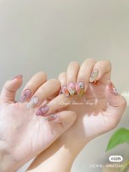 -妙睫屋日式美甲美睫