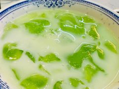 -巴卤社老火锅(财富店)