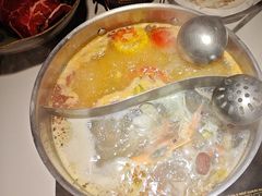 -椰子湾·海南火锅·糟粕醋·椰子鸡(正大广场店)