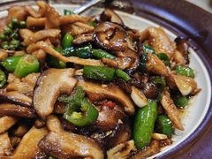 -渝是乎酸菜鱼·川渝小炒(新世界百货望京店)
