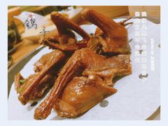 -海派美食·家宴海鲜青岛菜·石锅鲽鱼头(东方城店)