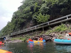 -安吉龙王山峡谷漂流