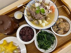 -雪梅月子中心(华侨城店)