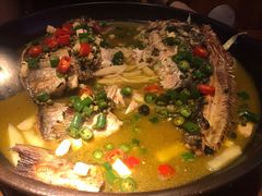 -令狐冲·炭烤活鱼(宝龙店)