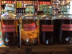 -果松木炭酸菜铜火锅·外婆参鸡汤