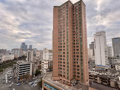 -昆明中心皇冠假日酒店