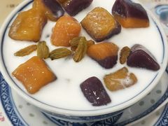 -广信牛奶甜品世家(台东店)