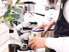 明治牛奶-Onirii Coffee(长乐路店)