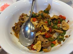 -渝是乎酸菜鱼·川渝小炒(新世界百货望京店)
