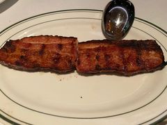 -Wolfgang’s Steakhouse 沃夫冈牛排馆(上海白玉兰广场店)