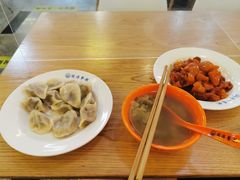 -同济大学本部学苑饮食广场