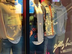 -Hollister(天环广场店)