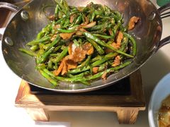 -绿茶餐厅(同成街华联店)