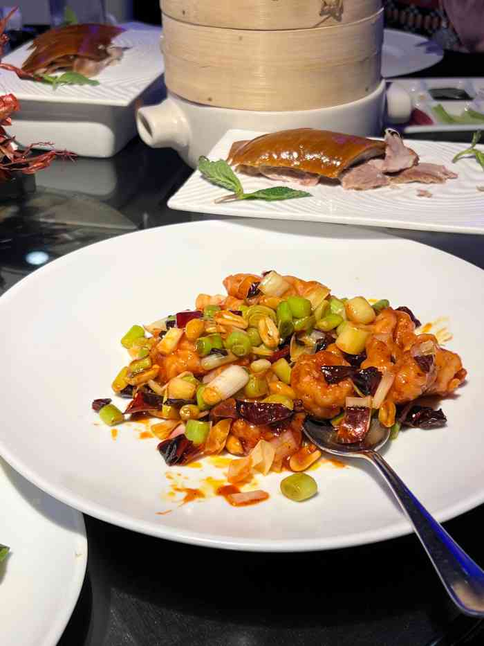 大董烤鸭店(王府井店)-"还好提前订座.来自南方有些吃不惯,太油啦.
