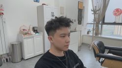 -ONE·男士国潮·美式渐变·理发馆·BARBER SHOP