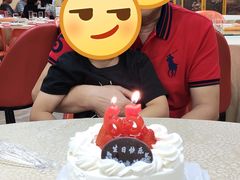 -红宝石·鲜奶小方·海派西点房(南丹店)